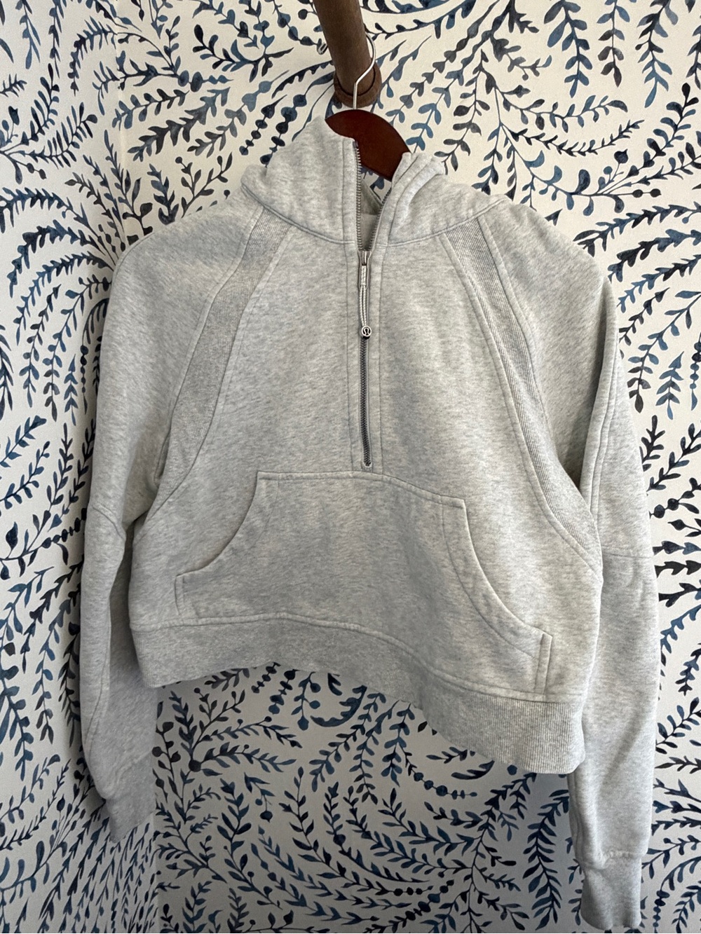 Lululemon scuba half-zip hoodie size M/L
